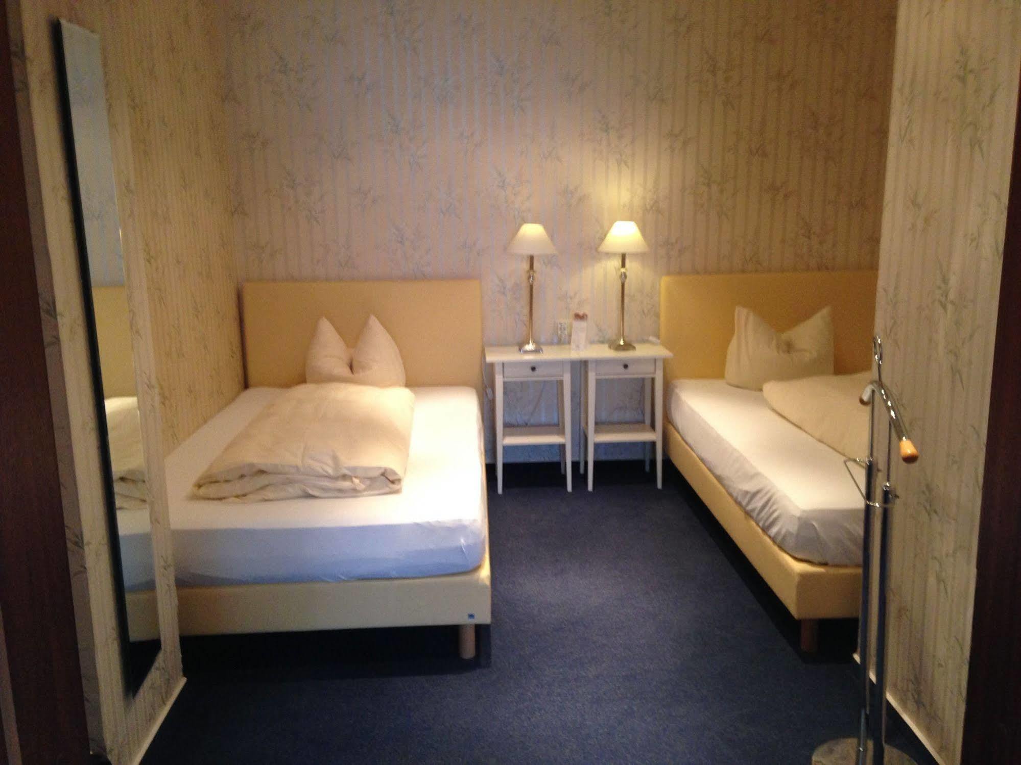 Landhotel Franck Garni Brietlingen Exteriör bild